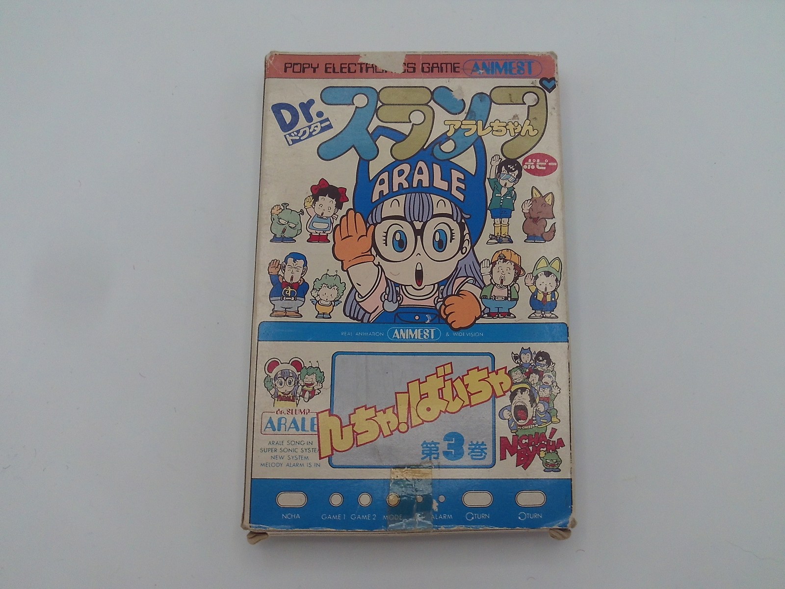 Dr. Slump Arale Part III: Ncha! Bycha (white/blue)