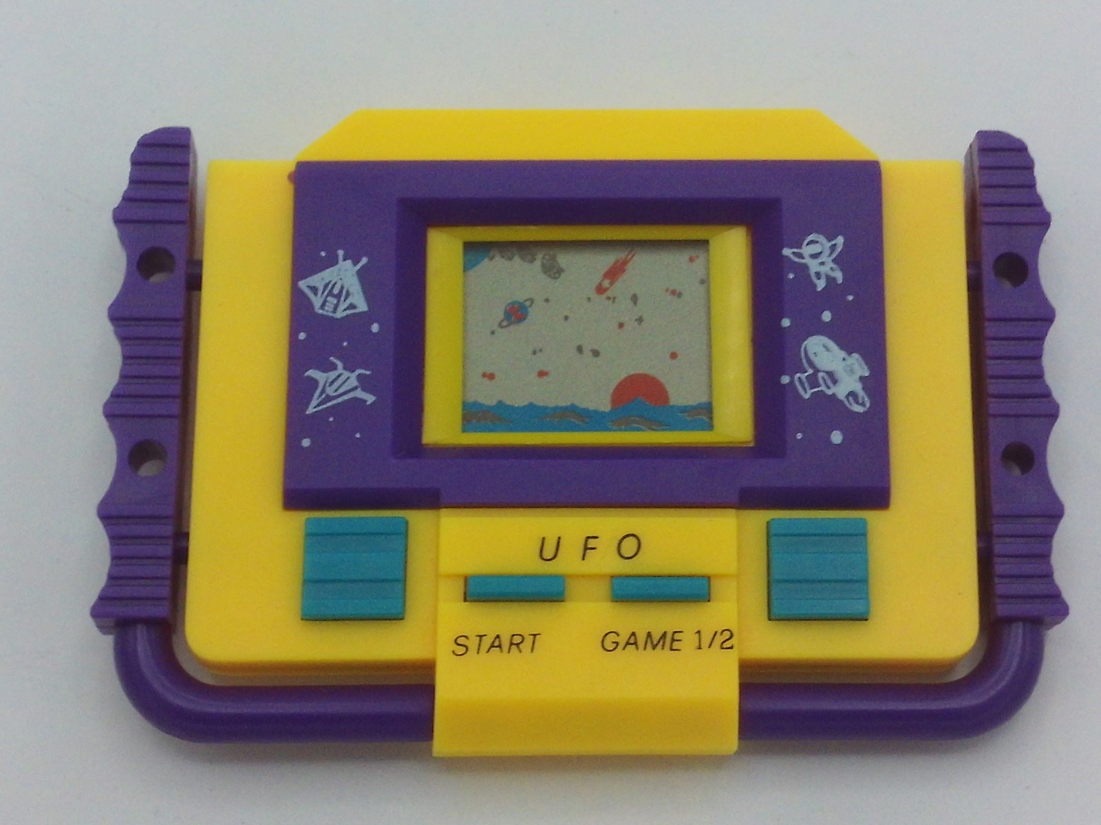 U F O (yellow version)
