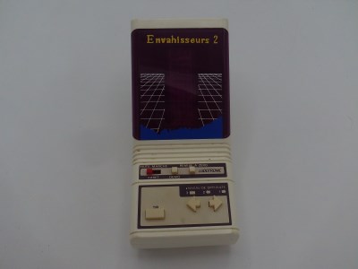 Envahisseurs 2 (white version)